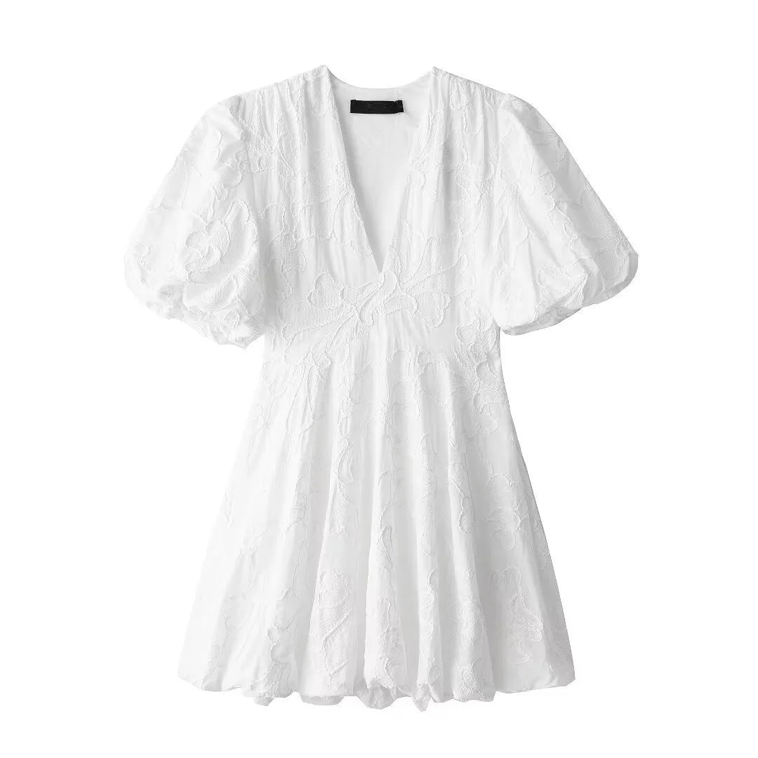 Mini vestido bordado estilo curto para mulheres, monocromático, branco, streetwear casual, vestidos elegantes de verão, vestes femininas