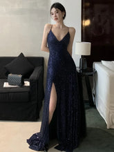 Luxurious Dress with V-neck and Sequins