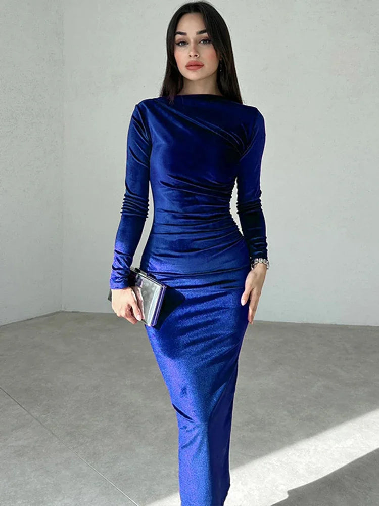 Elegant Velvet Midi Dress with Long Sleeves