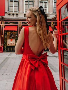 Elegant Red Dress with Double Bow