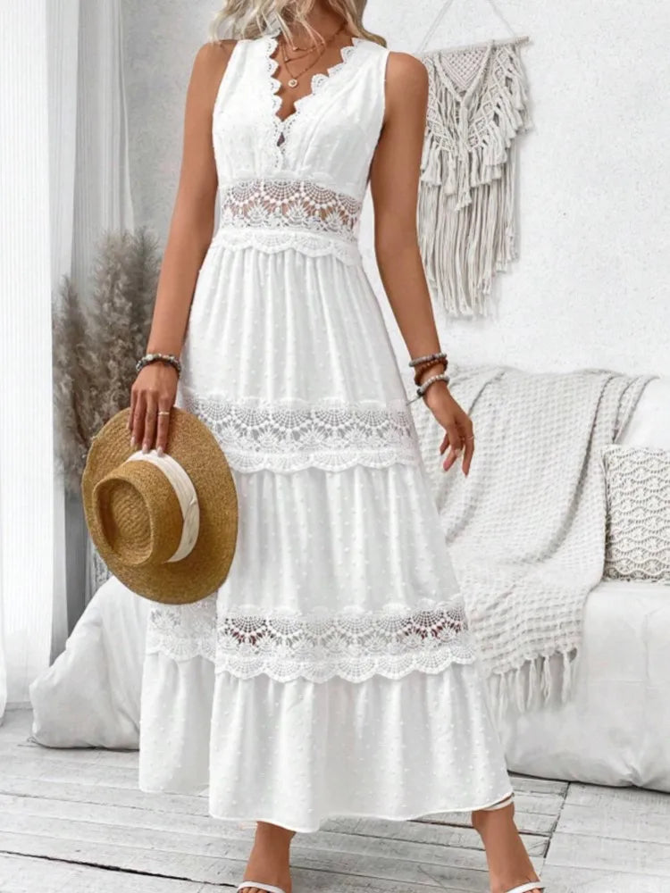 White Party Dress with Lace and V-Neck - Elegance