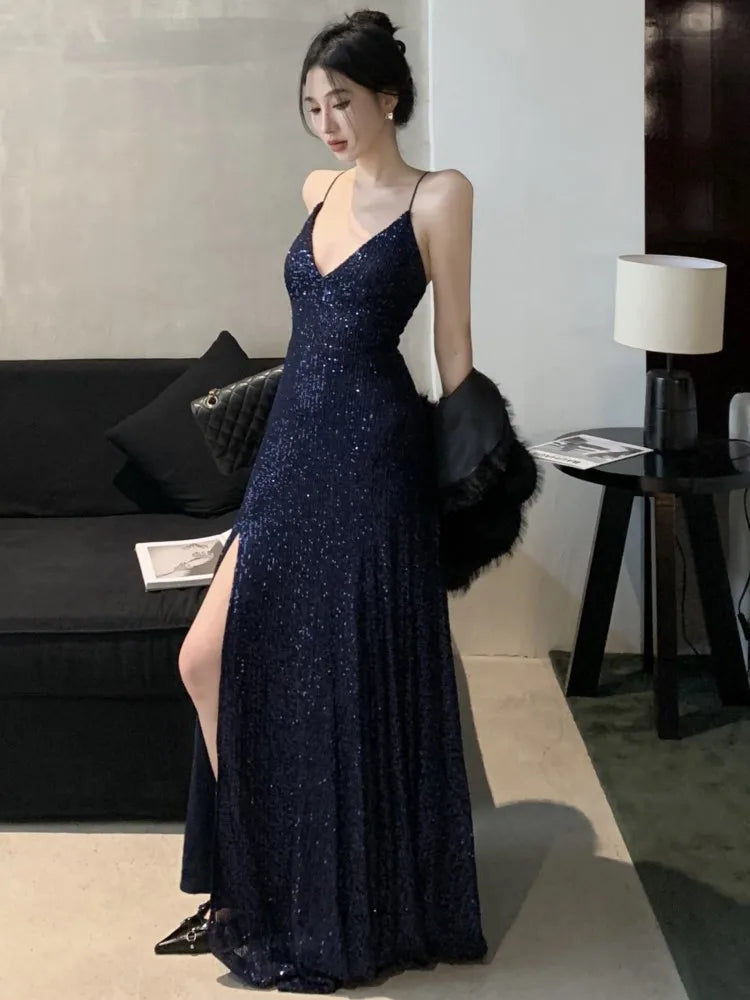 Luxurious Dress with V-neck and Sequins